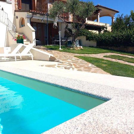 Appartamento Lu Fraili San Teodoro  Exterior photo